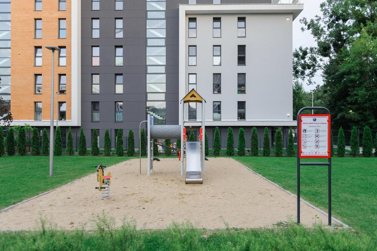 Lumina Apartment With Balcony Overlooking The Park Lodz  Luaran gambar